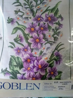 Gobelin s prejicami art.515 Šopek vijoličnega cvetja vel.22x52cm
